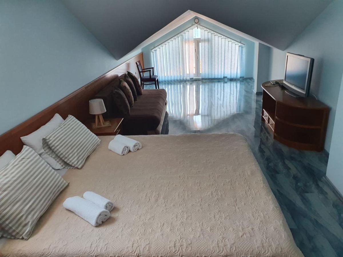 Tazex Apartments Herceg Novi Exteriör bild