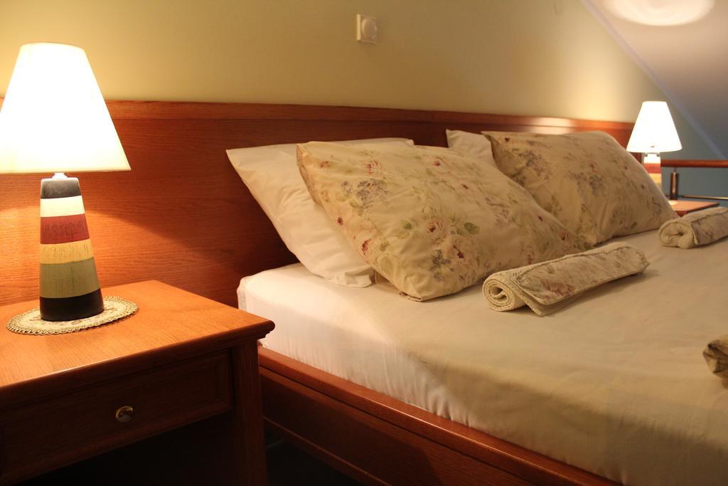 Tazex Apartments Herceg Novi Rum bild