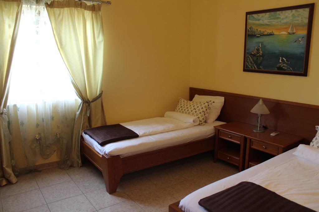 Tazex Apartments Herceg Novi Rum bild