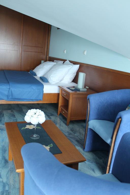 Tazex Apartments Herceg Novi Exteriör bild