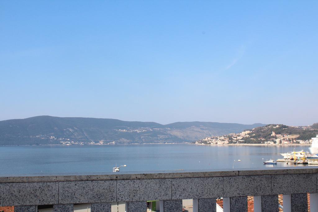 Tazex Apartments Herceg Novi Exteriör bild