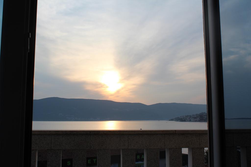 Tazex Apartments Herceg Novi Exteriör bild